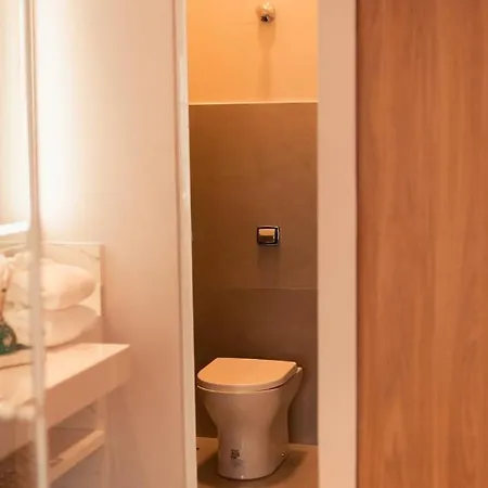 Esquina Brotense Hospedagem De Charme Com Hidromassagem Brotas Exterior photo